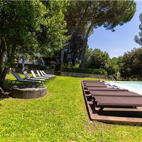 8 Bedroom Villa with Pool near Certaldo, Tuscany, Sleeps 14 - 15